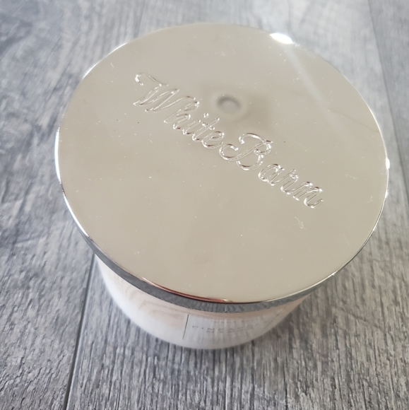 Bath and Body Works Pineapple Mango Candle - Picture 2 of 4